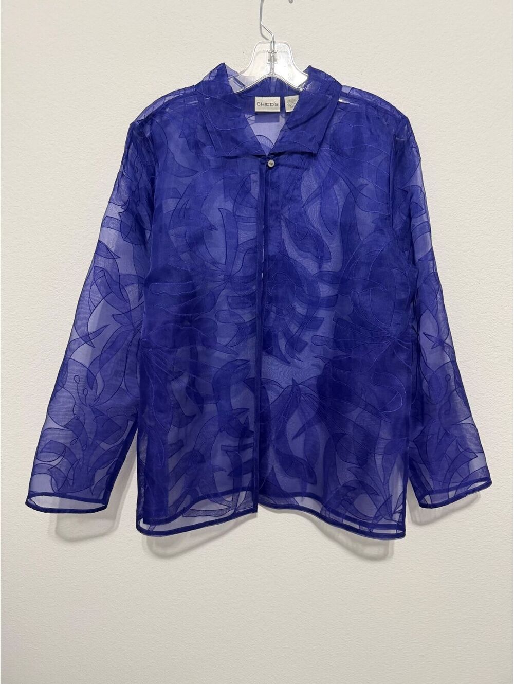 Chico’s 100% Silk Long Sleeve Collared One Button Embroidered Blouse Size 2 (L)